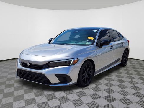 Certified 2024 Honda Civic Sport image 2