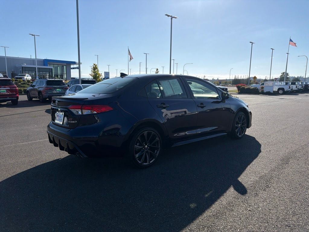 Used 2024 Toyota Corolla SE w/ SE Package FWD image 7