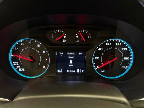 Used 2020 Chevrolet Malibu LT image 13