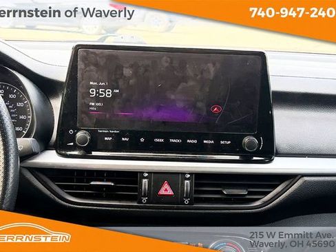Used 2024 Kia Forte GT-Line w/ GT-Line Premium Package FWD image 9