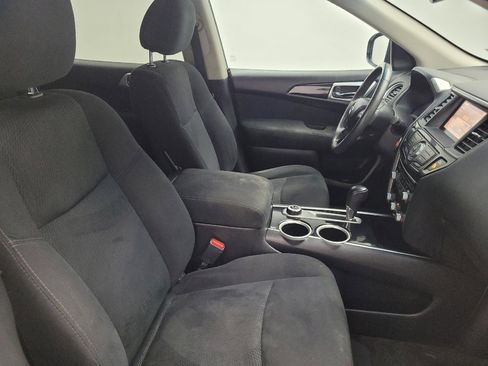 Used 2015 Nissan Pathfinder SV image 21