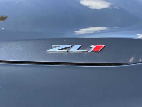 Used 2018 Chevrolet Camaro ZL1 RWD image 8