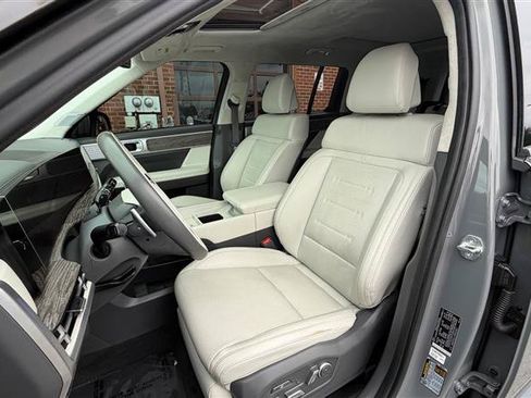 Used 2024 Hyundai Santa Fe Calligraphy FWD image 33