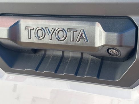 New 2025 Toyota Tundra SR image 28