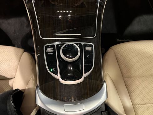 Used 2018 Mercedes-Benz C 300 4MATIC Sedan image 20