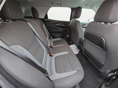 Used 2023 Chevrolet TrailBlazer LT w/ Convenience Package image 18
