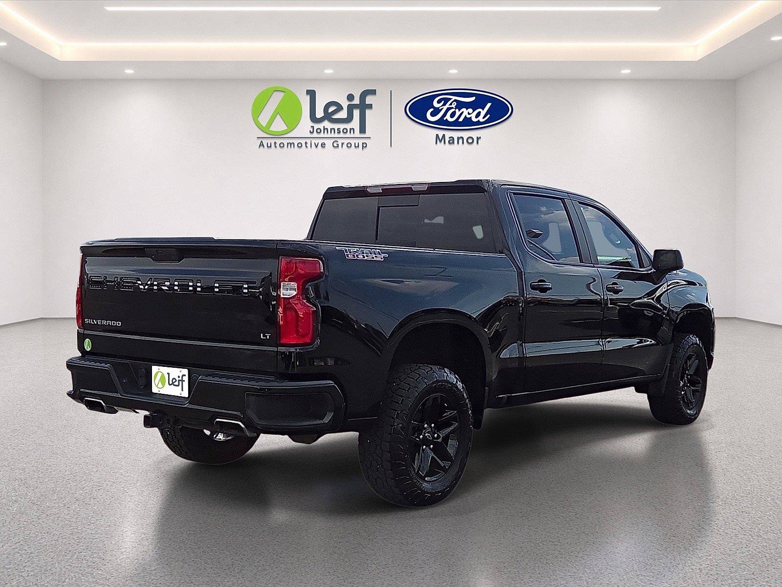 Used 2021 Chevrolet Silverado 1500 LT Trail Boss w/ Convenience Package II AWD/4WD image 8