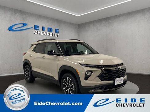 New 2026 Chevrolet TrailBlazer ACTIV w/ Convenience Package AWD/4WD image 1
