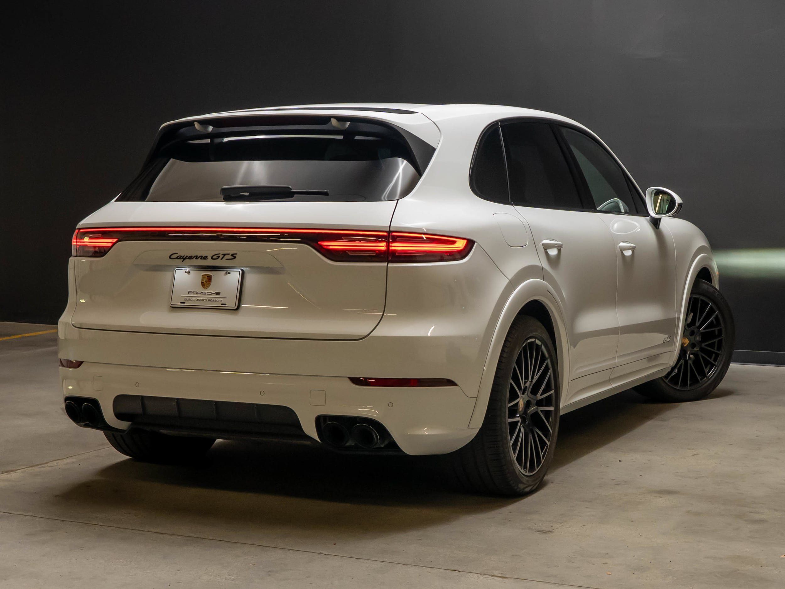 Certified 2023 Porsche Cayenne GTS AWD/4WD image 7