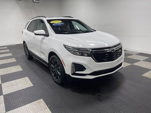 Used 2022 Chevrolet Equinox RS w/ RS Leather Package FWD image 5