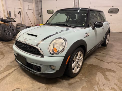 Used 2011 MINI Cooper S image 26