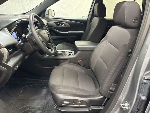 Certified 2023 Chevrolet Traverse LT w/ LPO, Floor Liner Package image 10