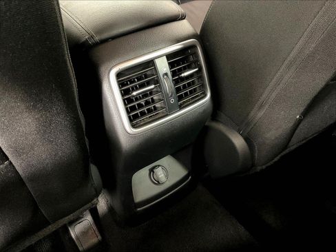 Used 2020 Kia Sportage LX FWD image 11