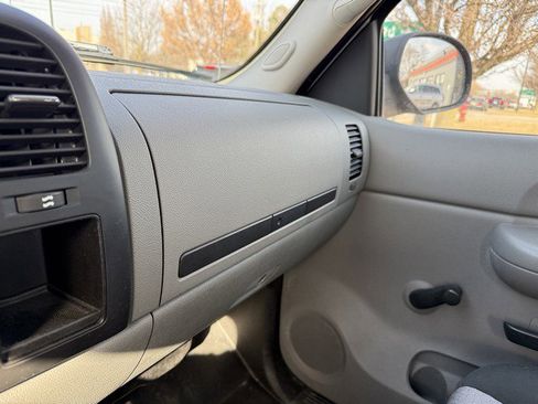 Used 2007 Chevrolet Silverado 1500 W/T w/ Towing Package image 27