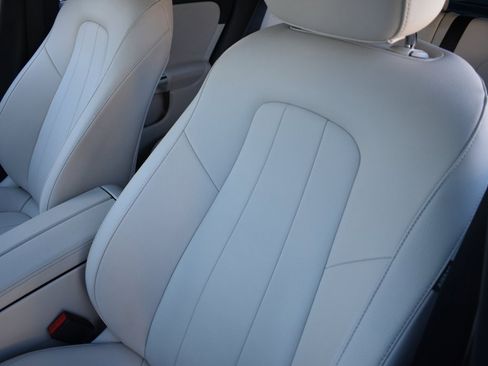 Used 2025 Mercedes-Benz GLA 250 GLA 250 image 11