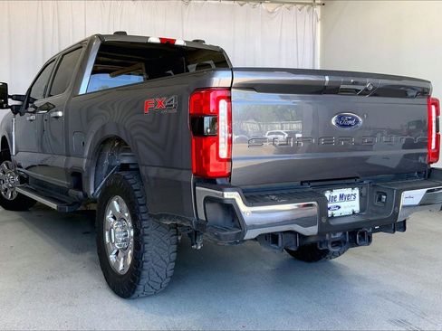 Used 2023 Ford F250 Lariat w/ Chrome Package image 5