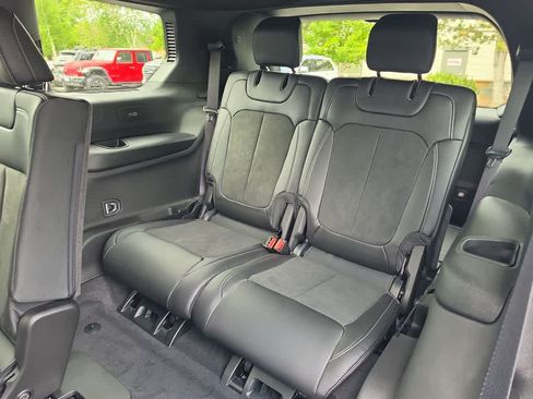 New 2026 Jeep Grand Cherokee L 4WD image 24