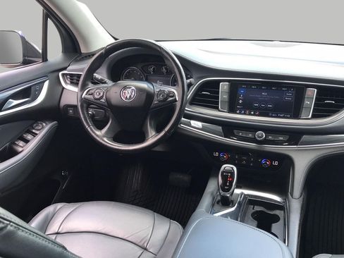 Certified 2020 Buick Enclave Essence w/ LPO, Touring Package AWD/4WD image 5