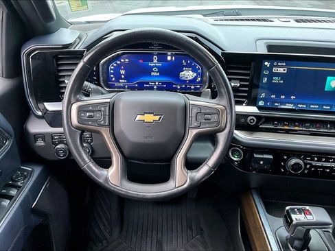 Used 2022 Chevrolet Silverado 1500 High Country w/ Z71 Off-Road Package image 5