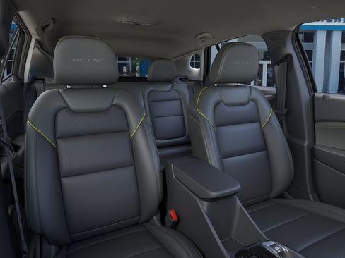 New 2026 Chevrolet Trax ACTIV FWD image 18