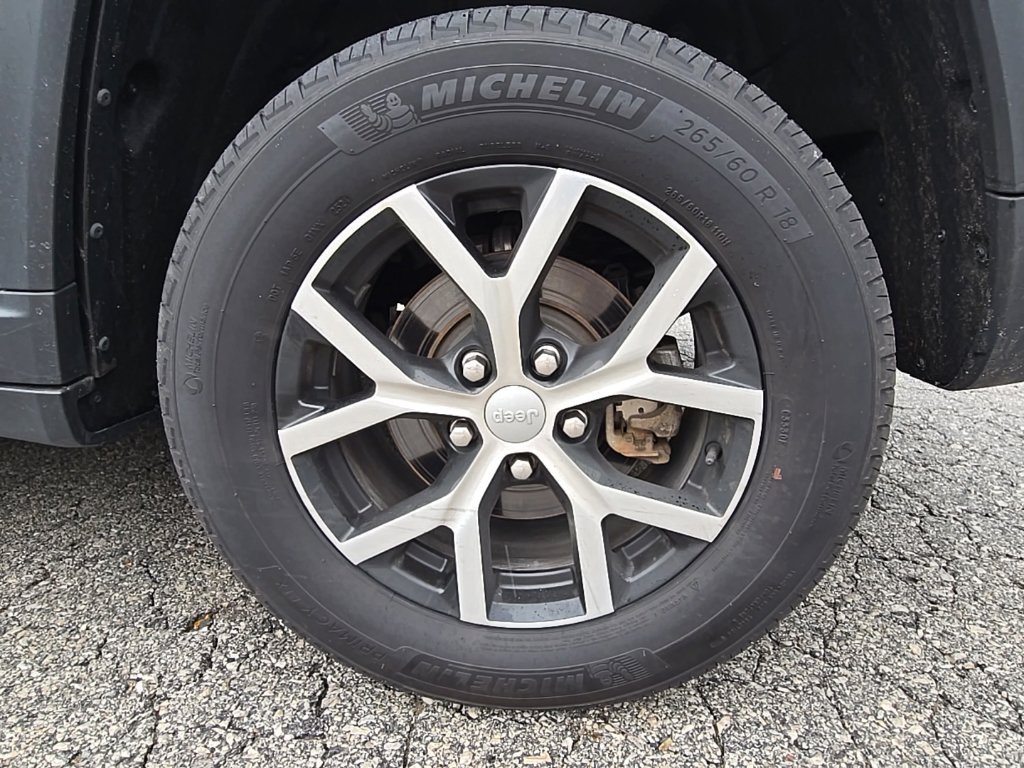 Used 2024 Jeep Grand Cherokee Limited AWD/4WD image 18