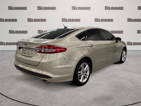 Used 2018 Ford Fusion S image 5