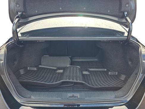 Used 2024 Nissan Sentra SV w/ All-Weather Package FWD image 28