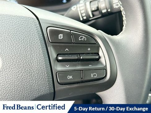 Certified 2025 Hyundai Venue Limited image 40