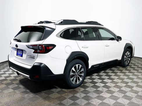 Used 2023 Subaru Outback Touring XT AWD/4WD image 7