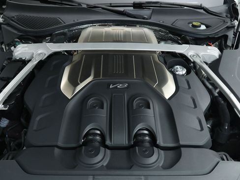 Used 2021 Bentley Continental GT V8 image 31