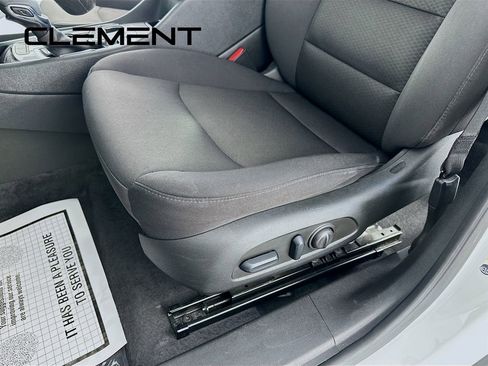 Used 2024 Chevrolet Malibu LT FWD image 28