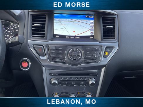 Used 2020 Nissan Pathfinder SL image 13