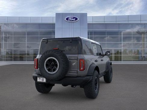 New 2025 Ford Bronco Badlands image 8