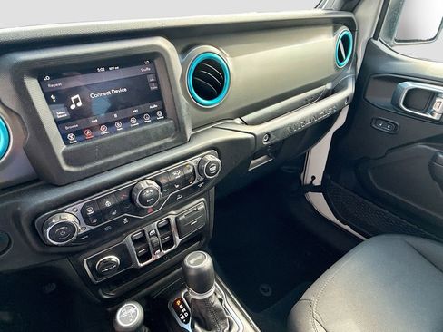 Used 2023 Jeep Wrangler Unlimited w/ Cold Weather Group AWD/4WD image 24