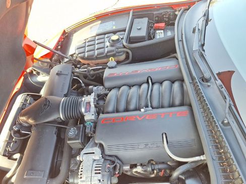 Used 2004 Chevrolet Corvette Base w/ Preferred Equipment Group image 14