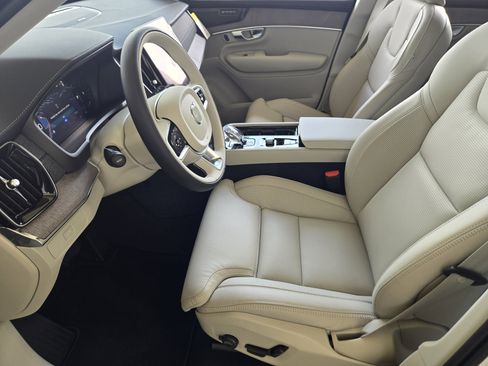 New 2026 Volvo XC90 B6 Ultra w/ Protection Package Premier image 15