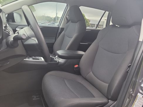 Certified 2025 Toyota RAV4 LE FWD image 19
