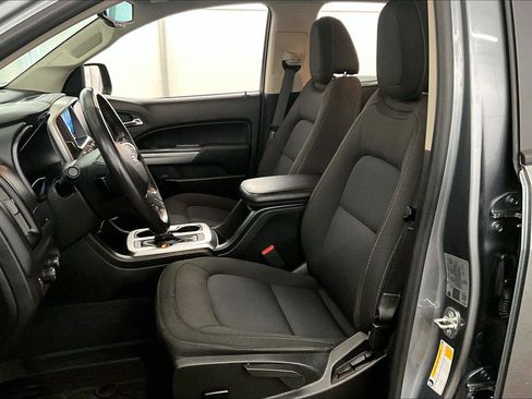 Used 2022 Chevrolet Colorado LT w/ LT Convenience Package image 24