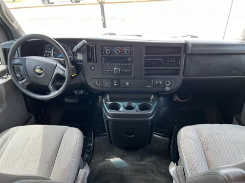 Used 2016 Chevrolet Express 2500 LT w/ LT Preferred Equipment Group RWD image 15