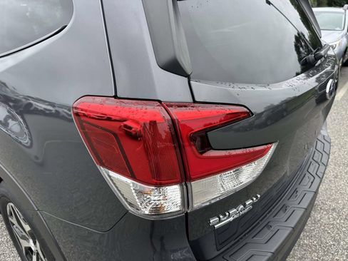 Certified 2023 Subaru Forester Premium AWD/4WD image 8