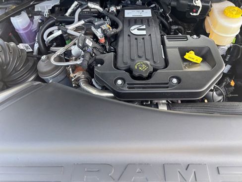 Used 2026 RAM 3500 Big Horn AWD/4WD image 32
