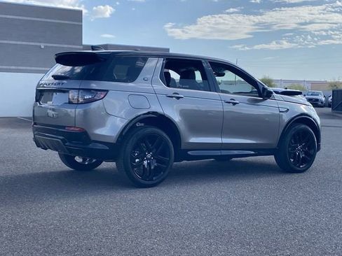 Used 2025 Land Rover Discovery Sport Dynamic SE AWD/4WD image 17