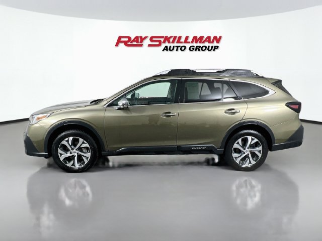 Used 2022 Subaru Outback Touring AWD/4WD image 4