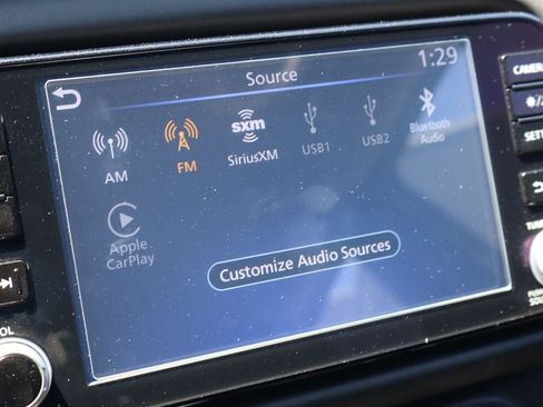 Used 2023 Nissan Kicks SR FWD image 8