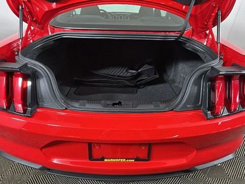 Used 2022 Ford Mustang Coupe RWD image 28