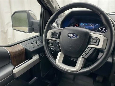 Used 2017 Ford F150 Lariat w/ Equipment Group 502A Luxury image 7