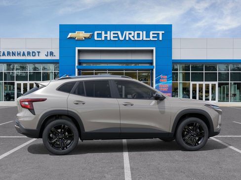 New 2026 Chevrolet Trax ACTIV w/ Driver Confidence Package image 7