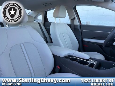 Used 2025 Hyundai Sonata SEL image 12