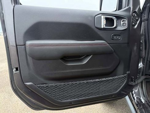 New 2026 Jeep Wrangler Unlimited Rubicon image 19