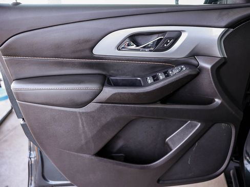 Used 2021 Chevrolet Traverse LT w/ LPO, Cargo Package image 26